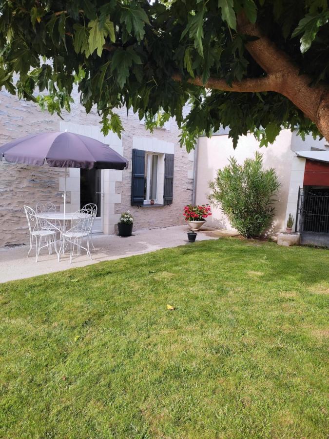 Chambre La Loire La Dagueniere Екстериор снимка